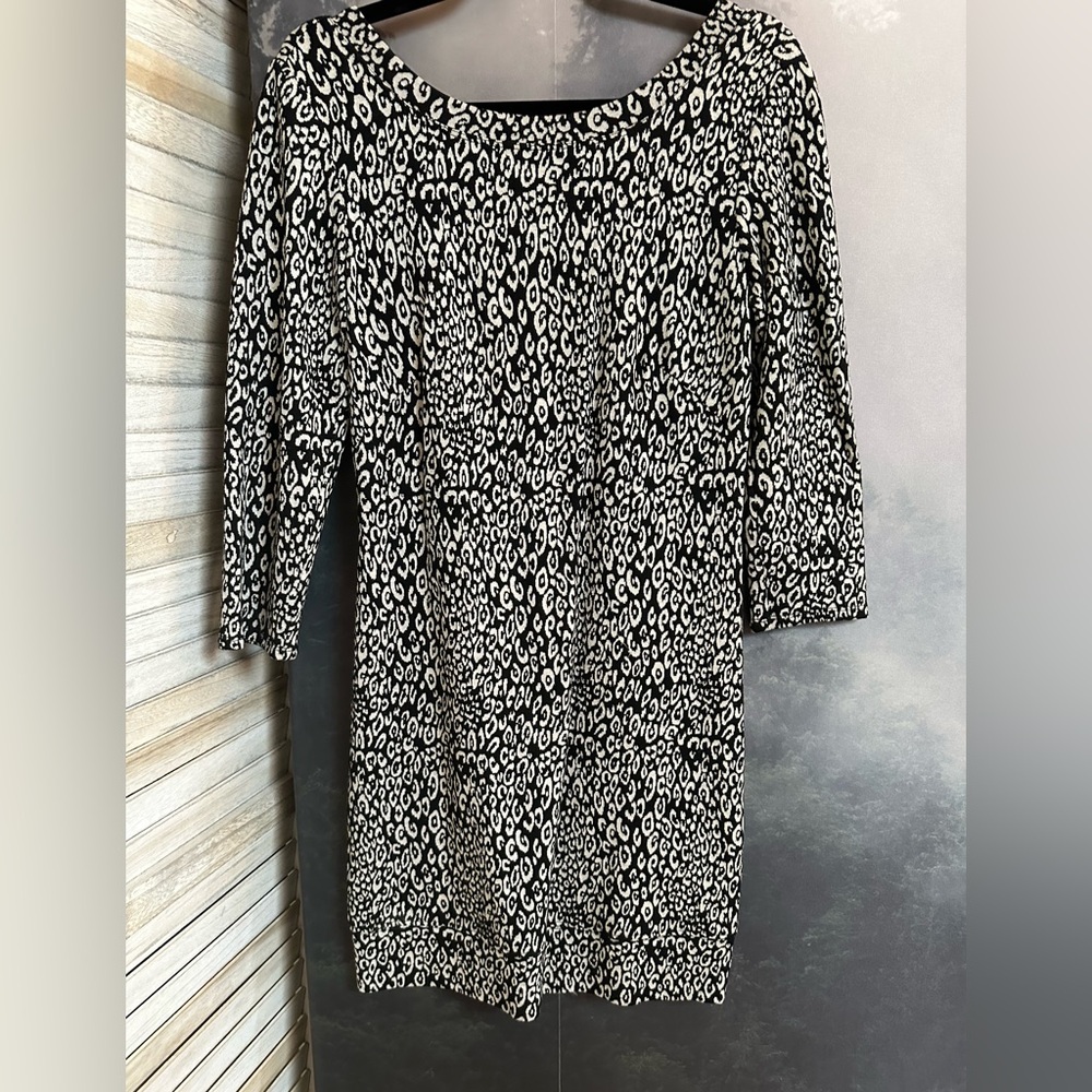 Trina Turk Black and White Patterned Long Sleeve Dress